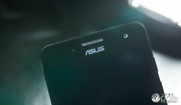 走亲民线路-华硕全新 Zenfone 5外观图赏 