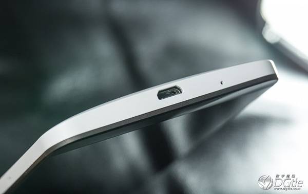 走亲民线路-华硕全新 Zenfone 5外观图赏 