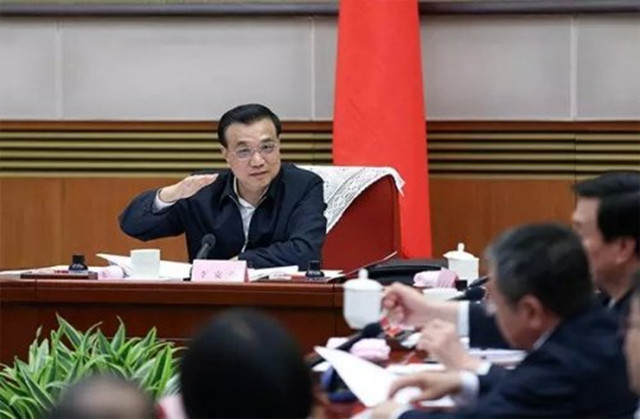 国务院敦促提网速降资费 总理：不降不行 