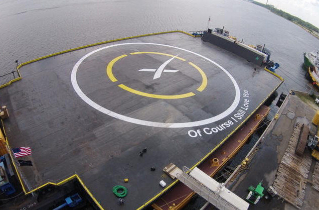 马斯克的SpaceX计划再进行火箭回收试验 